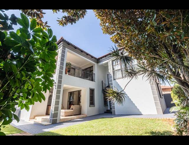 5 BEDROOM HOUSE FOR SALE IN WILLOWBROOK